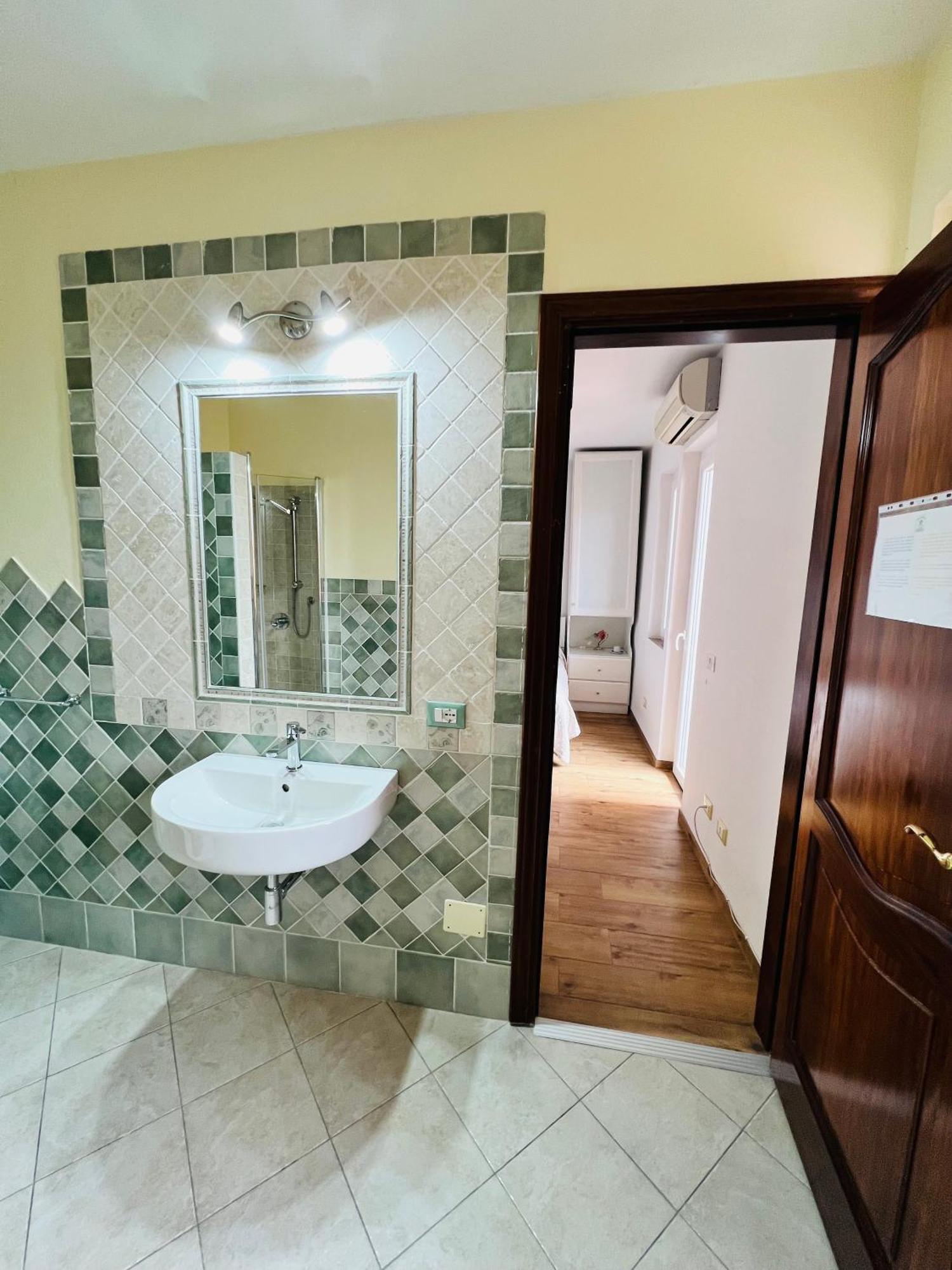 Affittacamere Ciro'S House Olbia Luaran gambar