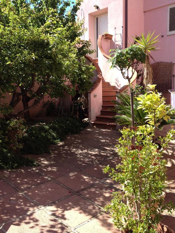 Affittacamere Ciro'S House Olbia Luaran gambar